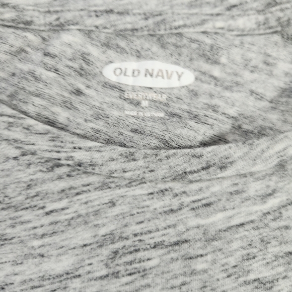 Old Navy Everywhere Crew T-Shirt Medium - Picture 5 of 6